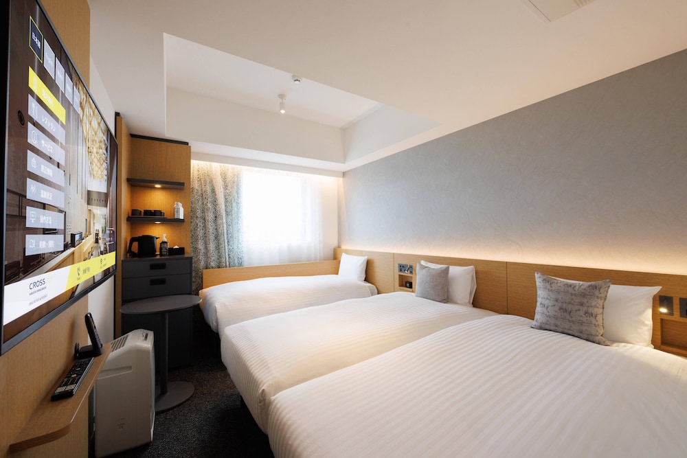 COMFORT, TWIN BEDS, SOFA