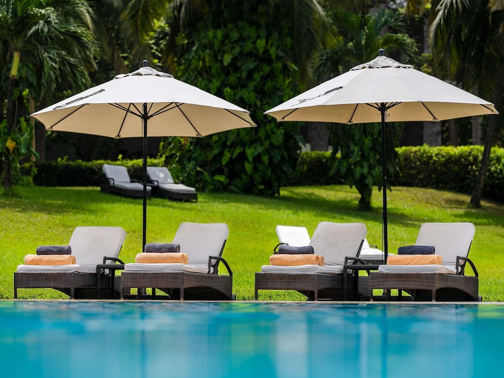 Movenpick Ambassador Hotel Accra 47/50