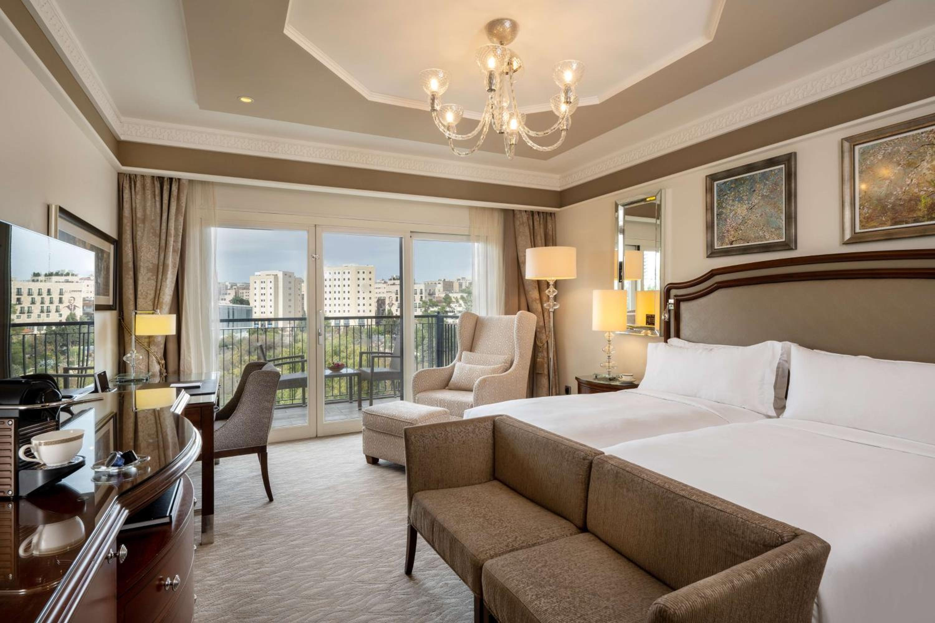 GRAND, PREMIER, DELUXE, TWIN BEDS, BALCONY, HIGH FLOOR