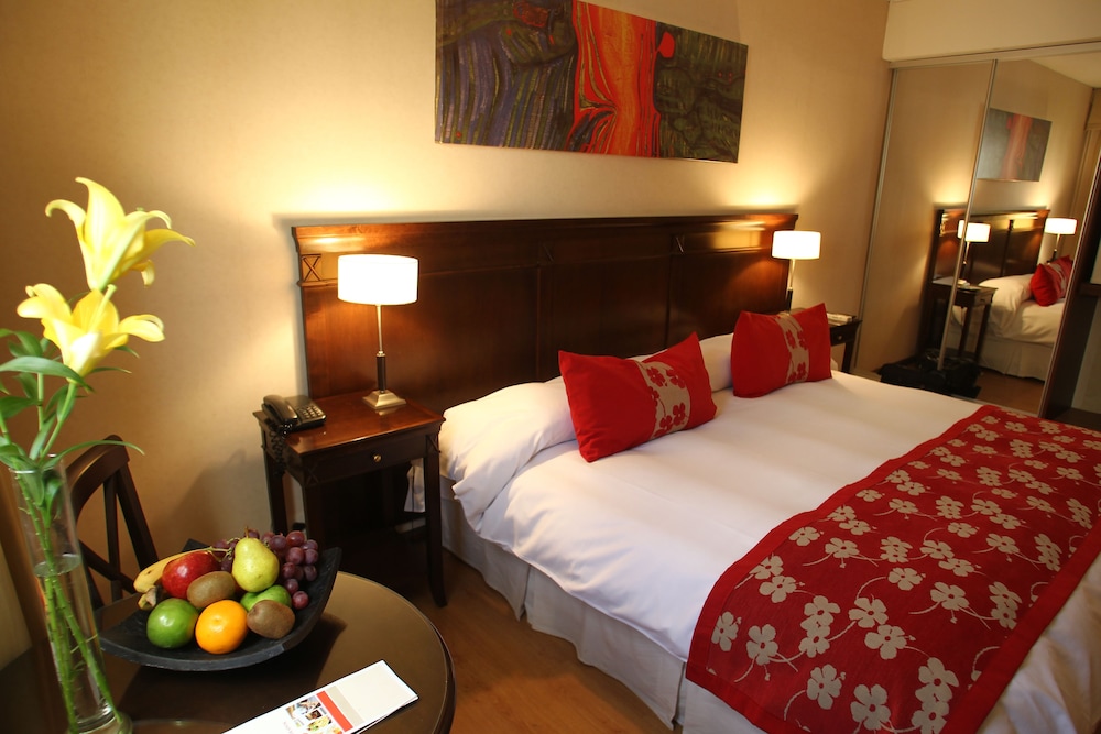 Mendoza Hotel 30/66