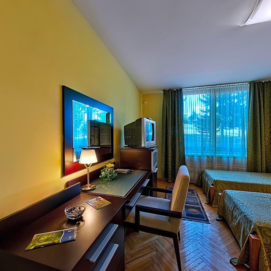 HOTEL PRESIDENT 9/37