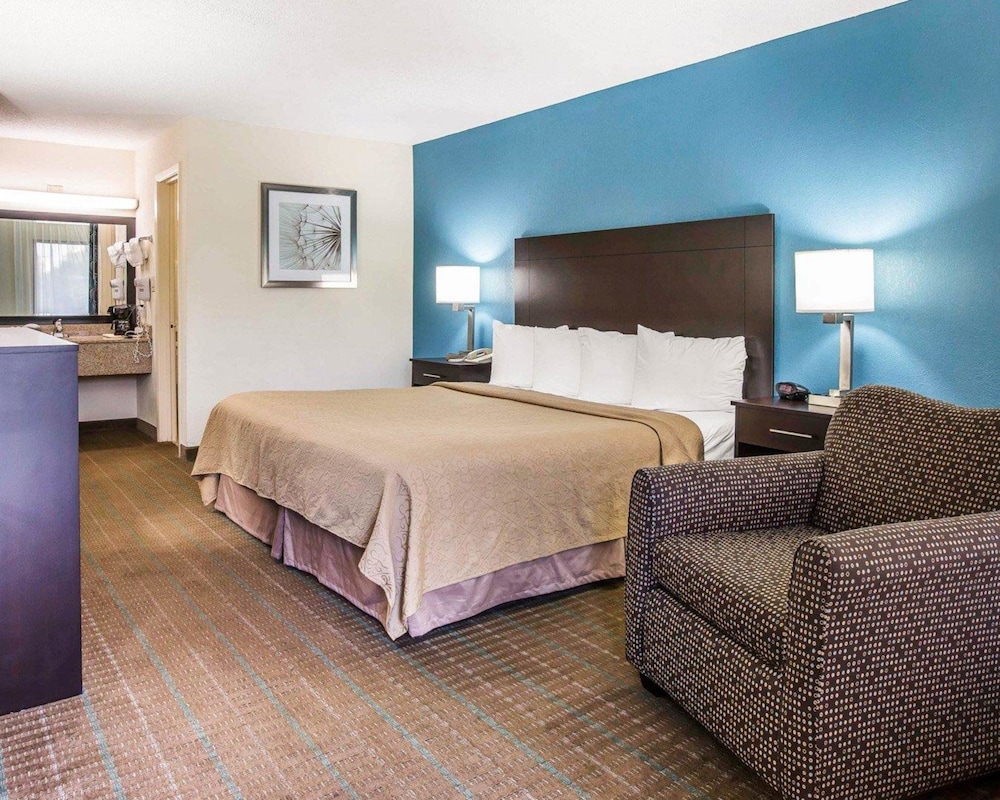 Quality Inn Macon West GA 15/43