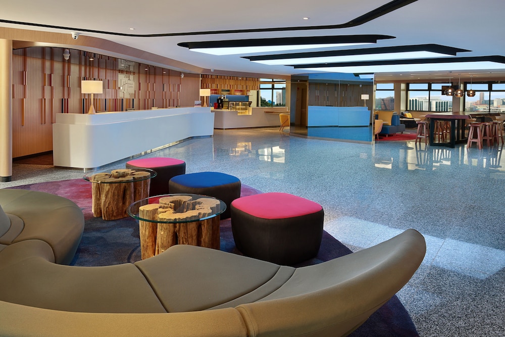 Holiday Inn Express Kuala Lumpur City Centre 43/57