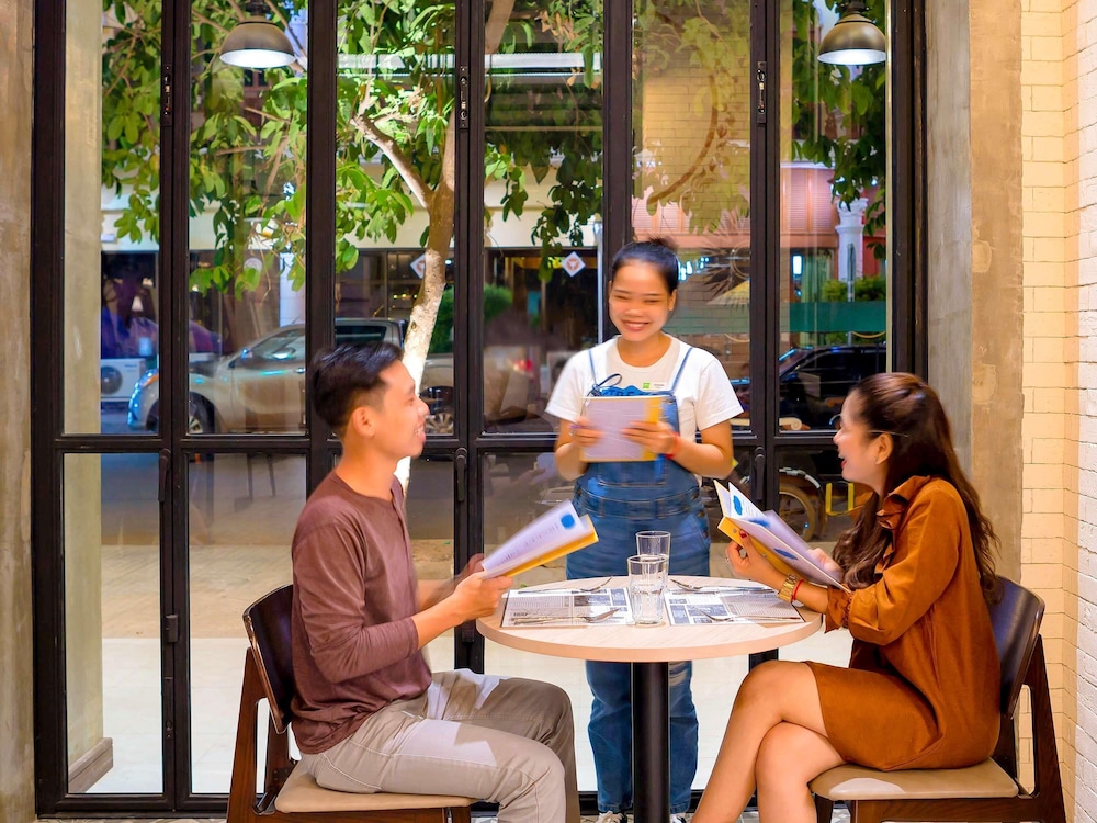 Ibis Styles Siem Reap 31/46