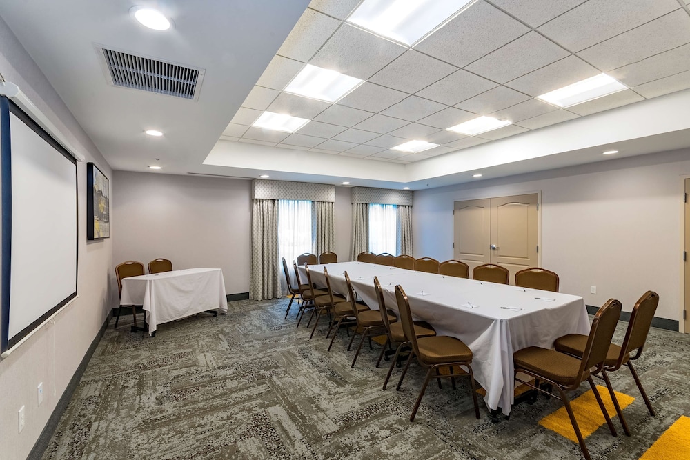 Hampton Inn Lockport - Buffalo 44/47