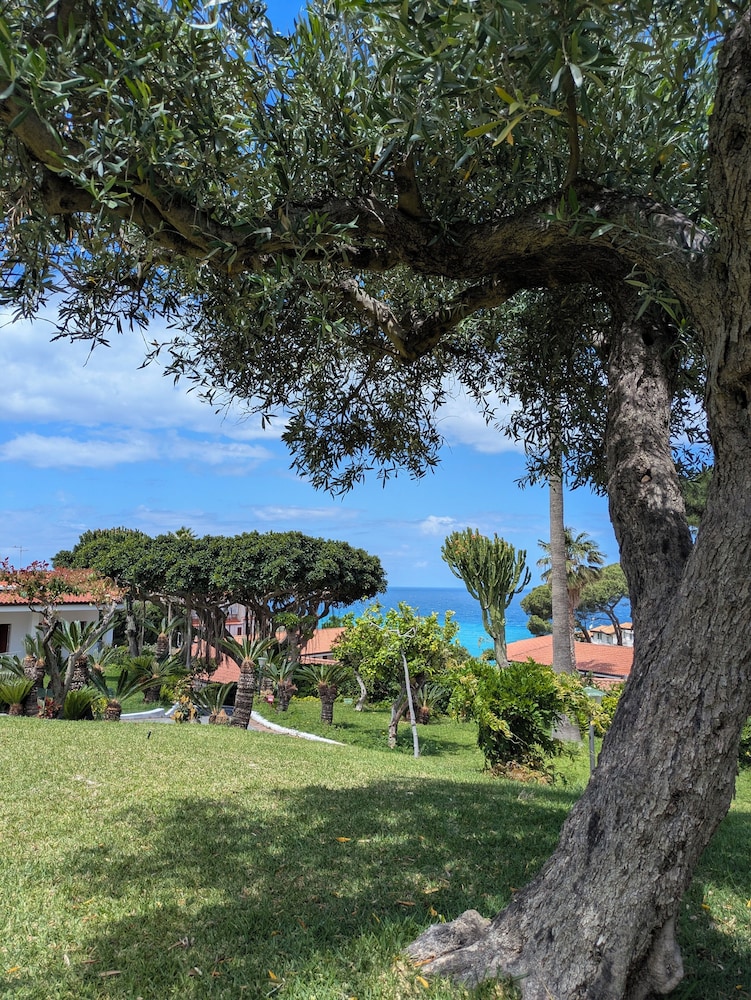 Villaggio La Pizzuta 37/49
