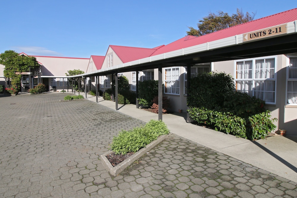 Balmoral Lodge Motel 49/59