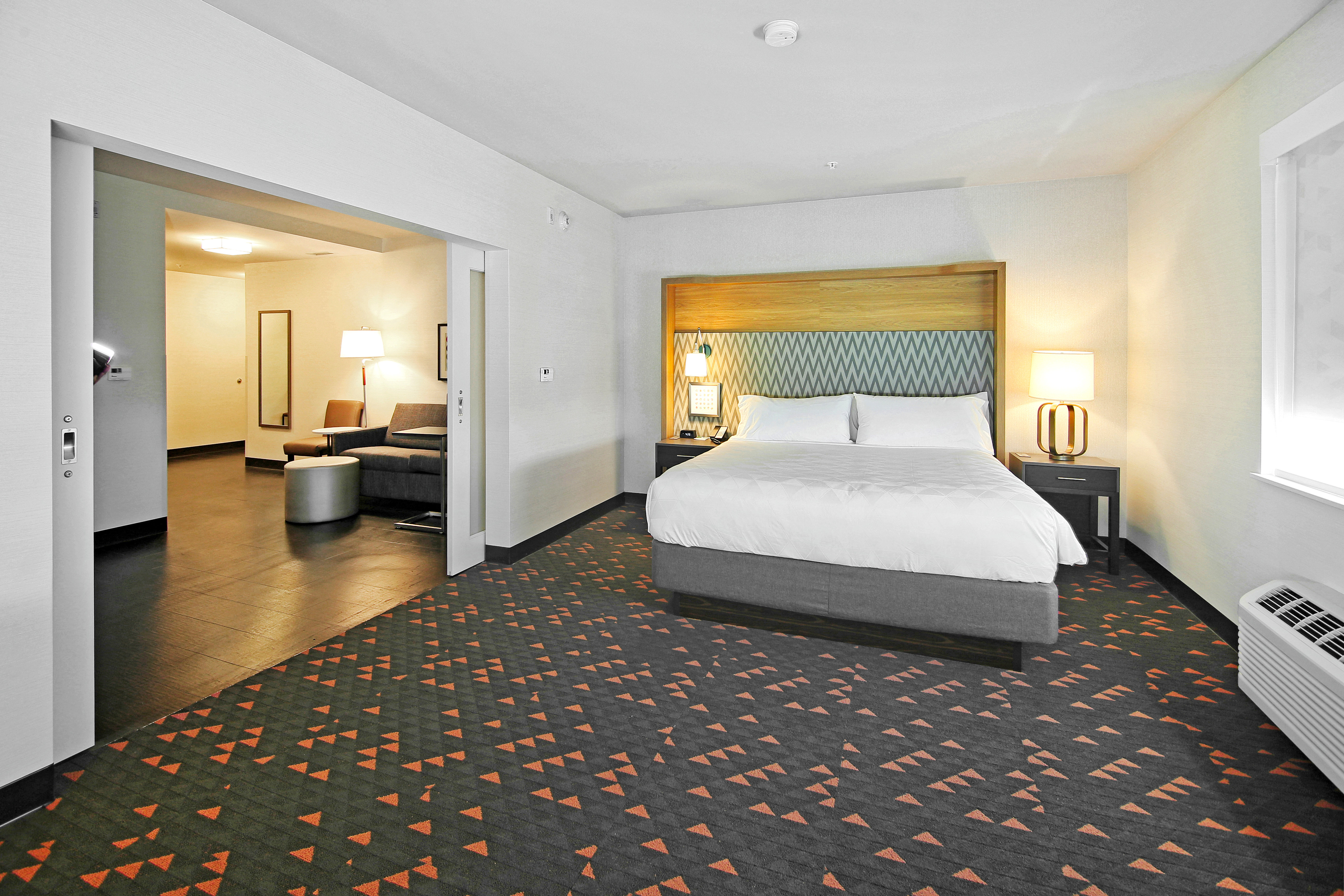 Holiday Inn & Suites Calgary Airport North 9/50