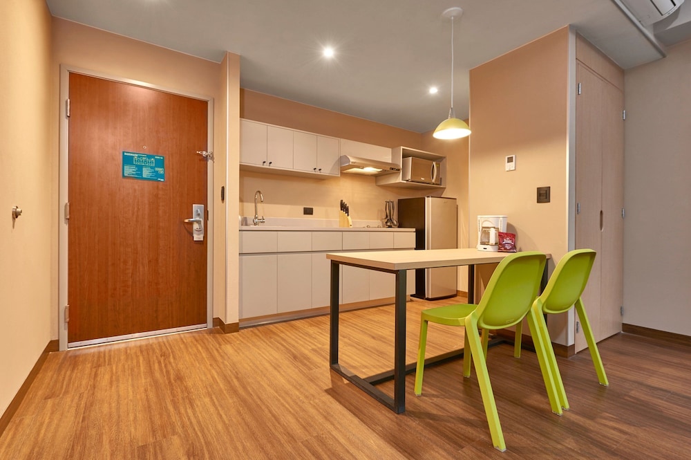 City Express Suites by Marriott Tijuana Rio 21/50