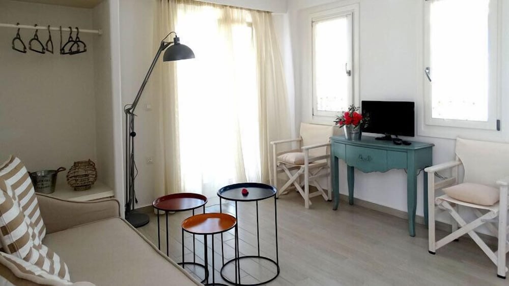Anassa Studios 17/33