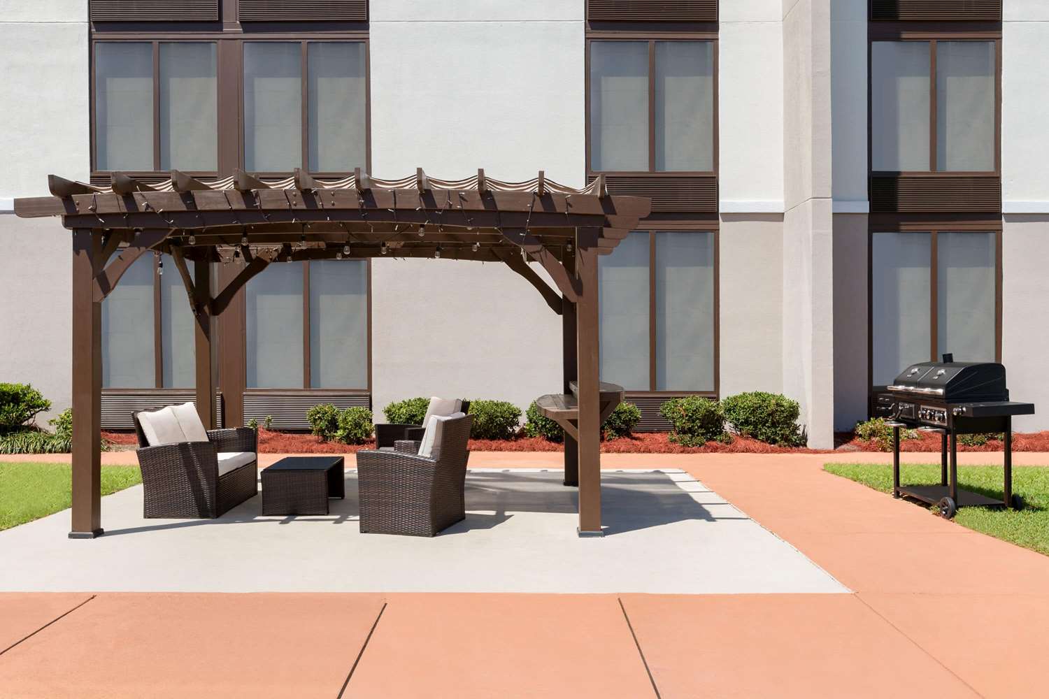 La Quinta Inn & Suites by Wyndham Dothan 67/71