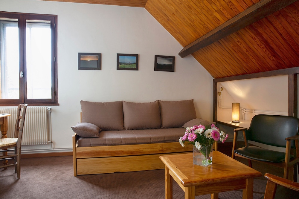 Hotel The Originals Super-Besse Est Auberge de la Petite Ferme 17/31