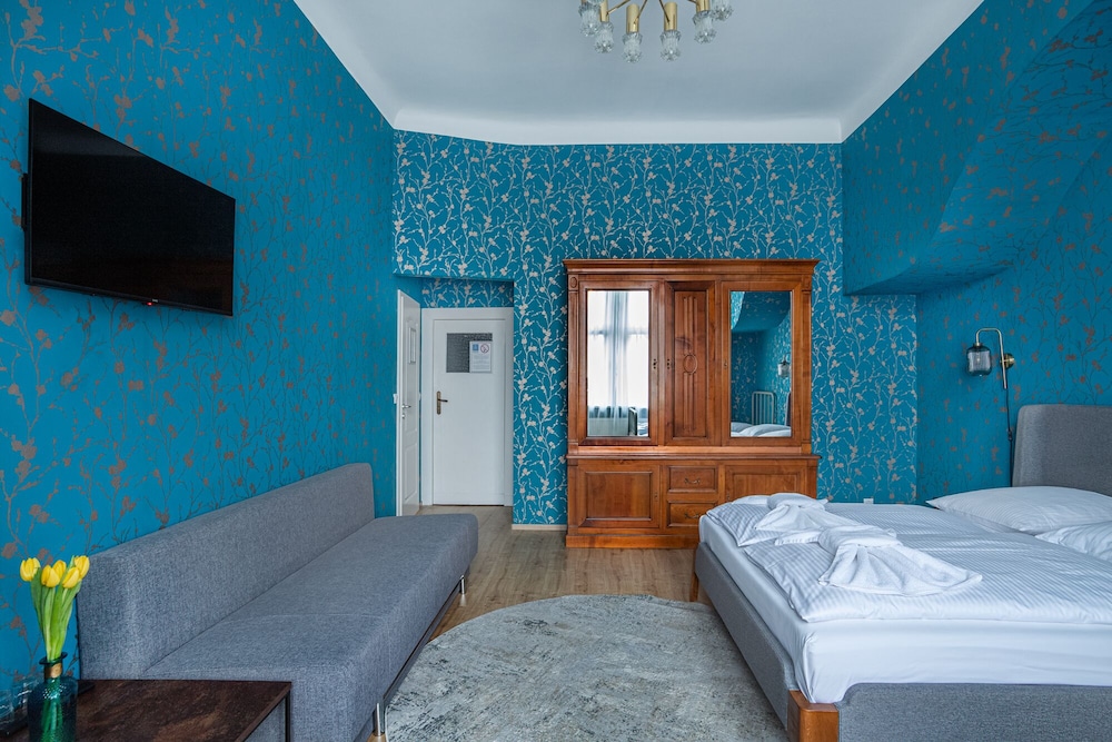 Bellevue Am Kurfurstendamm Hotel 32/62