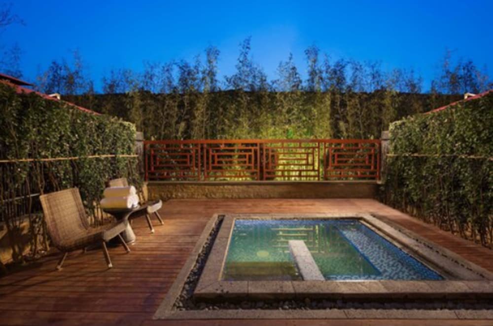 Grand Bay Hotel Beijing 38/70
