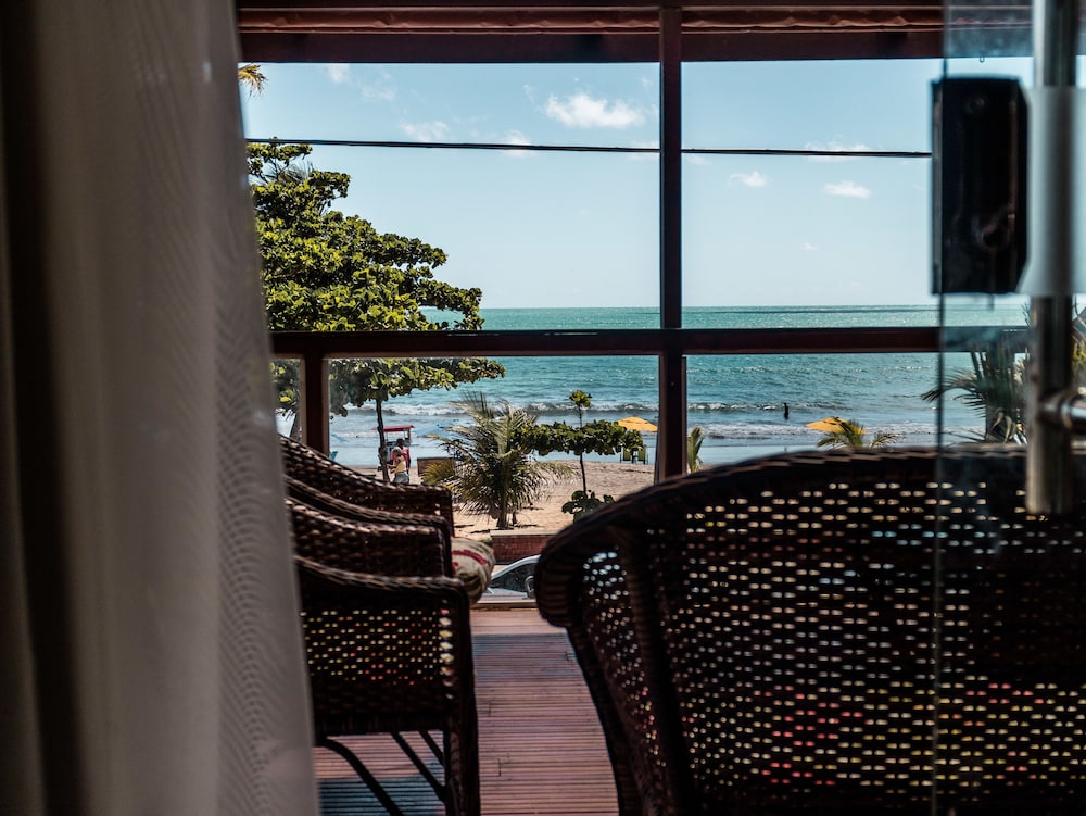 Bessa Beach Hotel 46/68