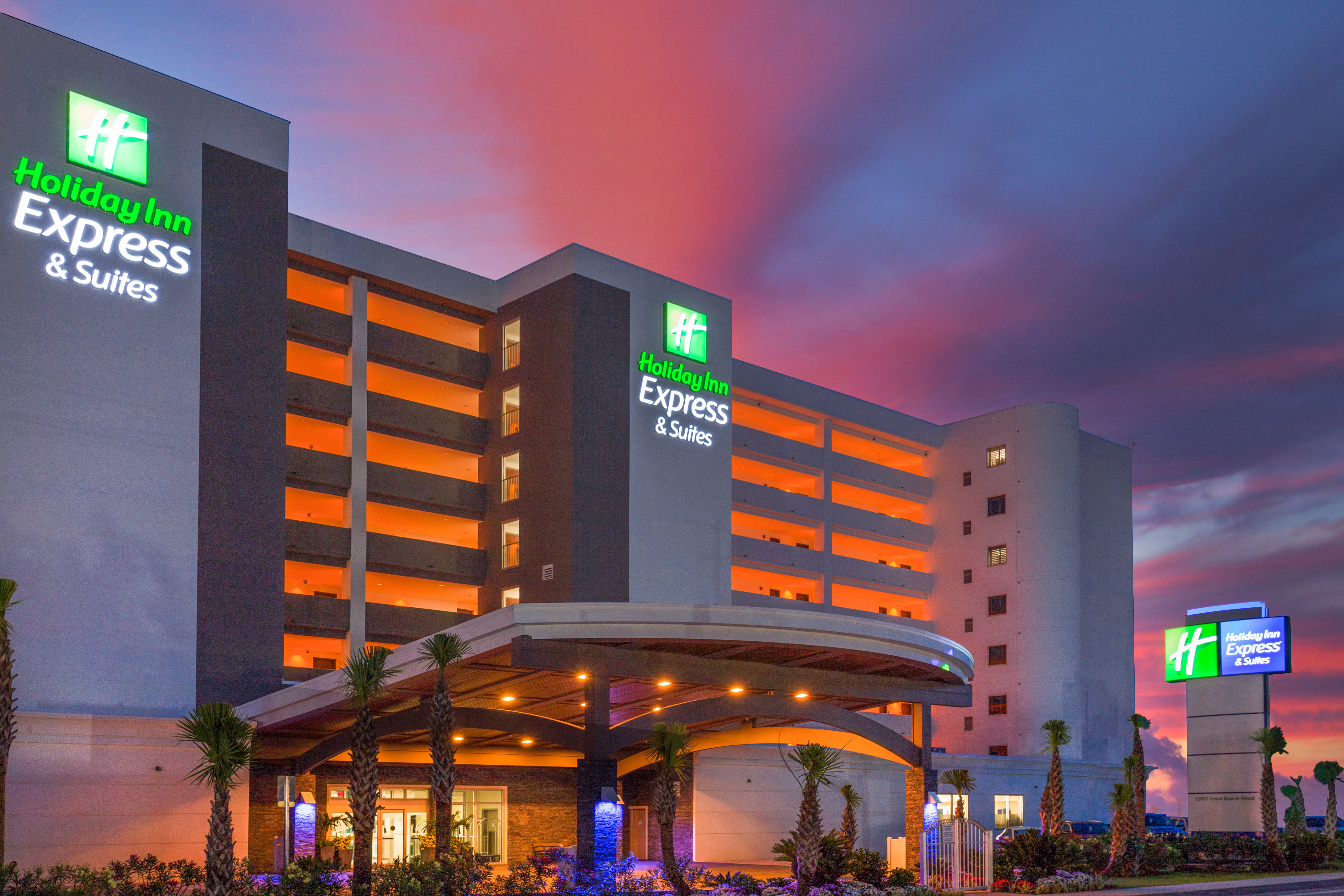 Holiday Inn Express Suites Panama City Beach 2/50