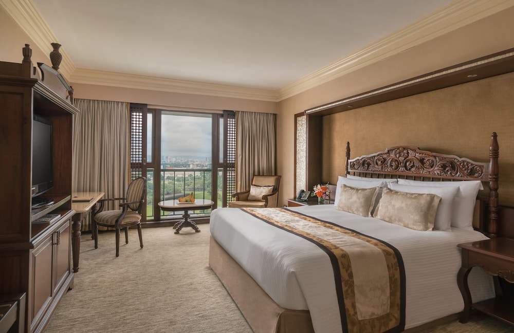 Tower, Deluxe, Double or Twin Bed