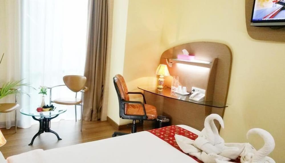 Business Hotel Tomang Jakarta 42/64