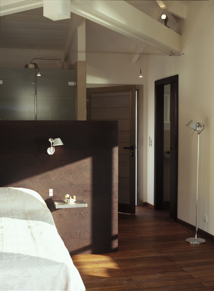 Hotel Genovese 43/70