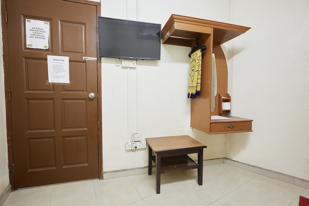 OYO 885 Jerteh Hotel 3/31