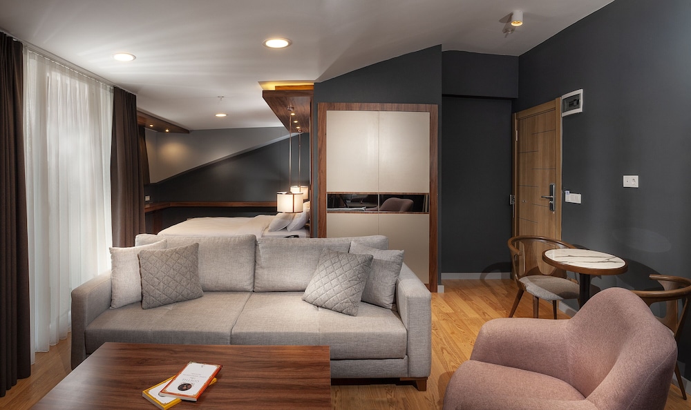 Vita Bella Suites 13/22