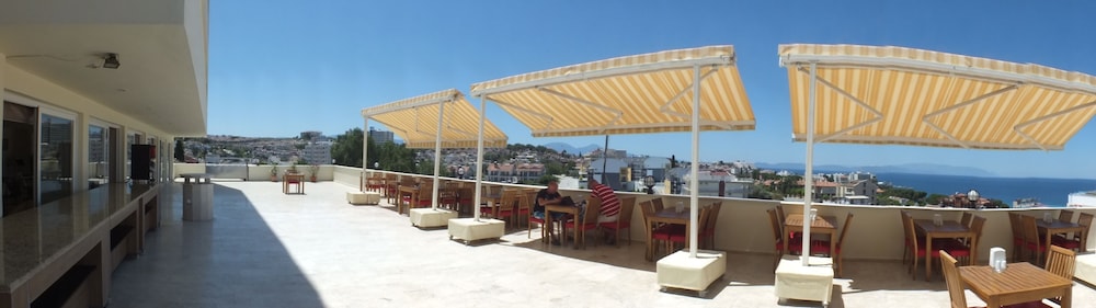 Tuntas Family Suites Kusadasi 34/41