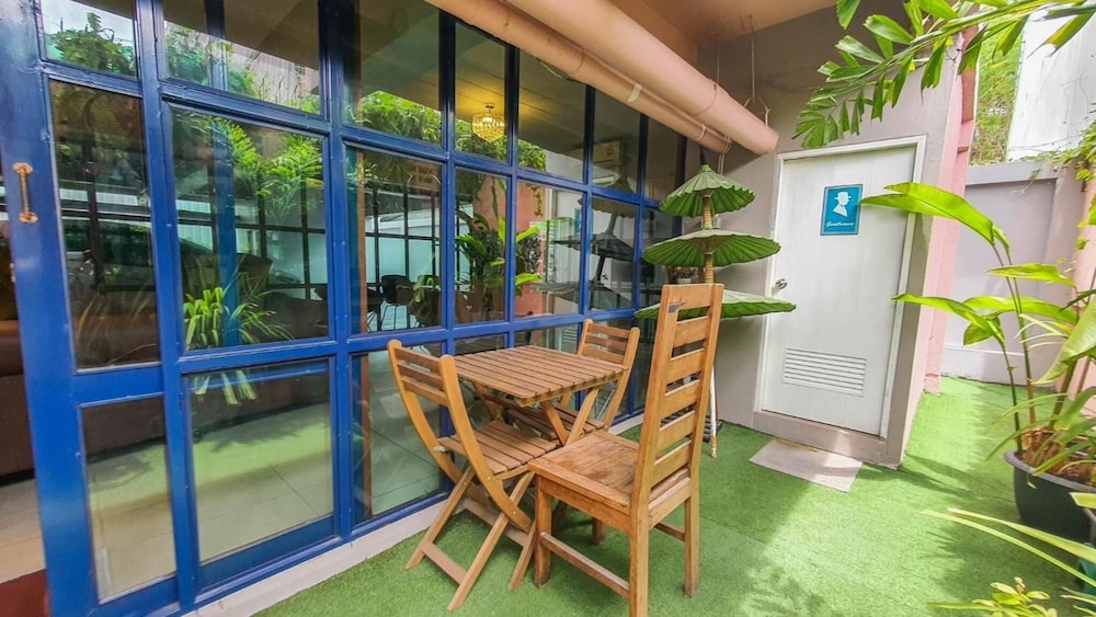 RoomQuest Ratchada AI Serviced Residence 25/35