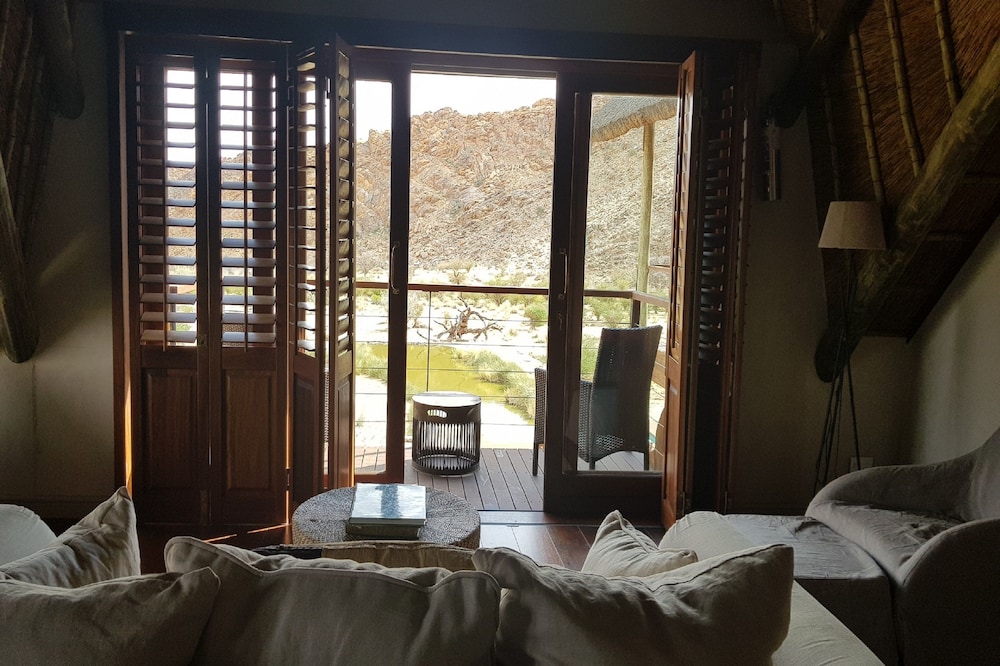 Tutwa Desert Lodge 2/50