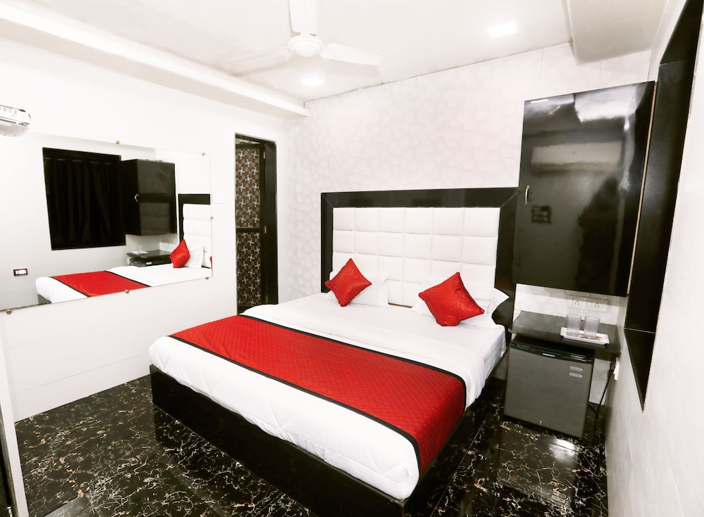 Hotel Janata 13/28