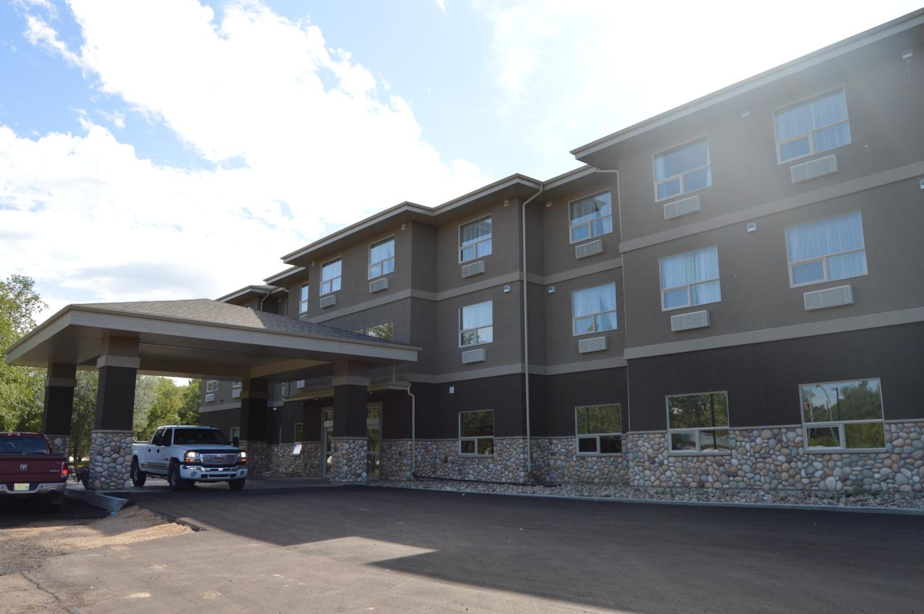 Cobble Creek Lodge 25/29