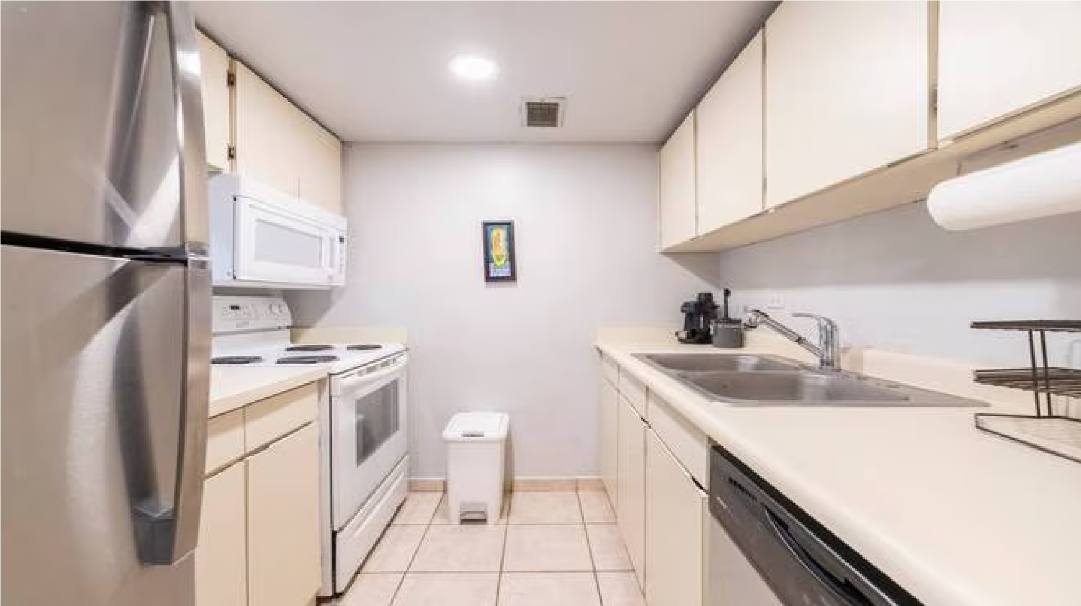 2 Bedrooms, Suite