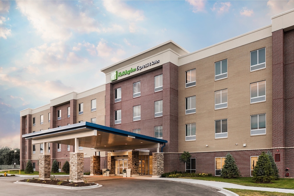 Holiday Inn Express Suites St Louis Chesterfield 1/46