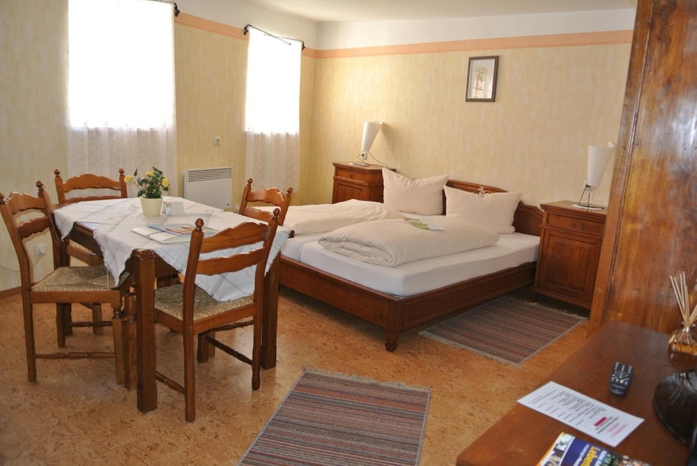 AKZENT Hotel Am Bach 51/66