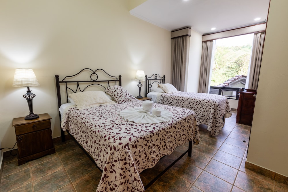 Casas Del Toro Apartments 11/40