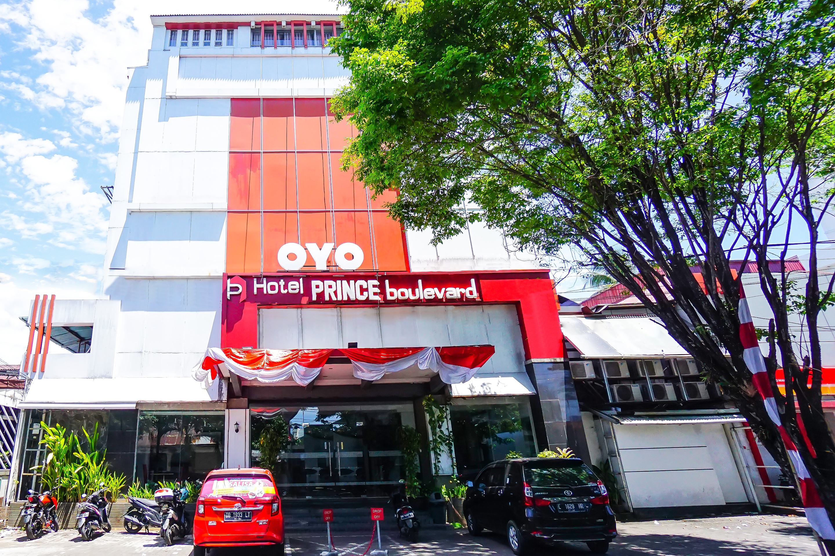 Prince Boulevard Hotel 2/42