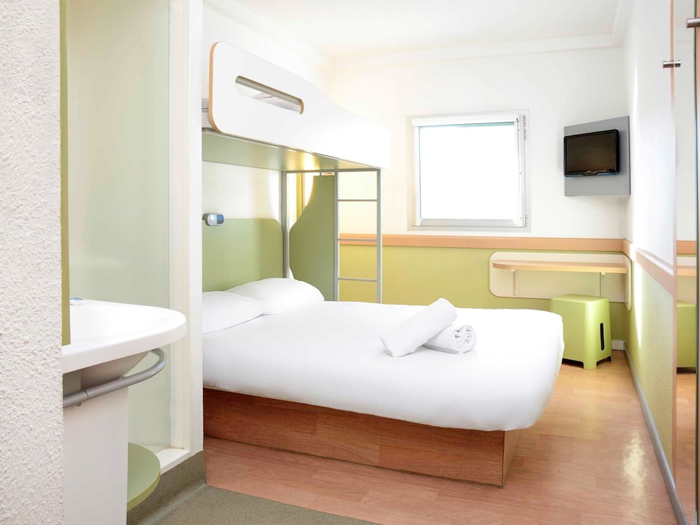 Ibis Budget Portsmouth 16/63