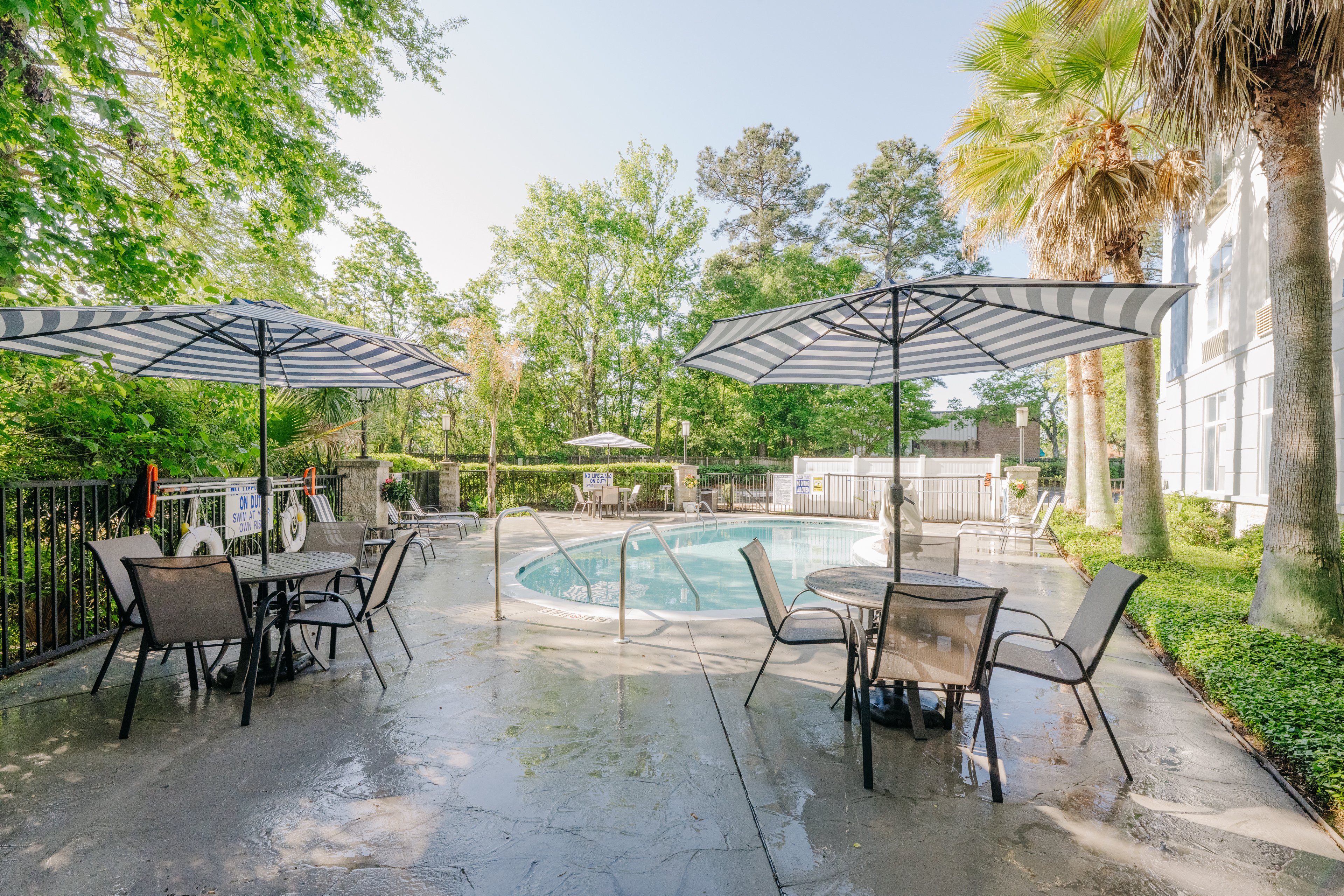 Holiday Inn Express Charleston Ashley Phosphate 10/30