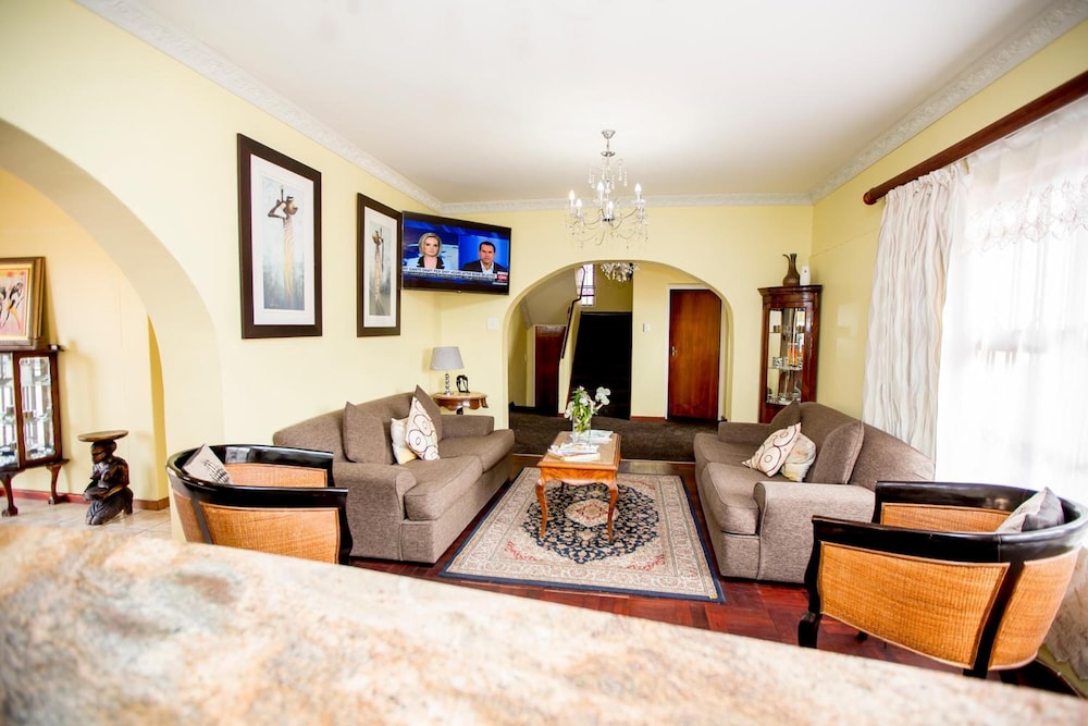 Oria Guesthouse 25/37
