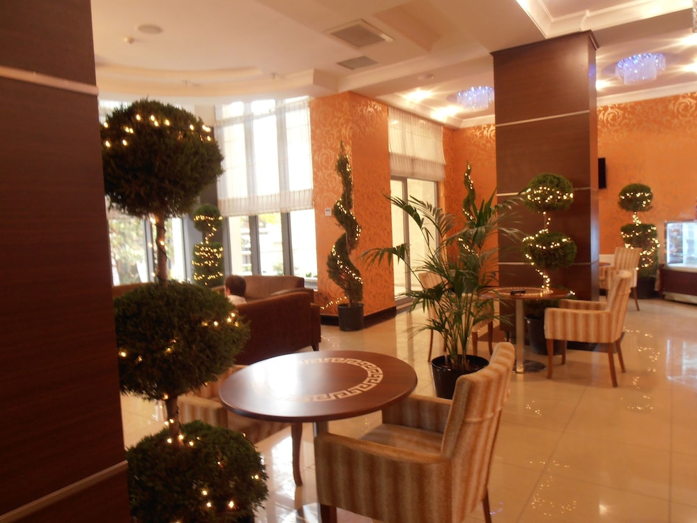 Central Park Baku 24/37