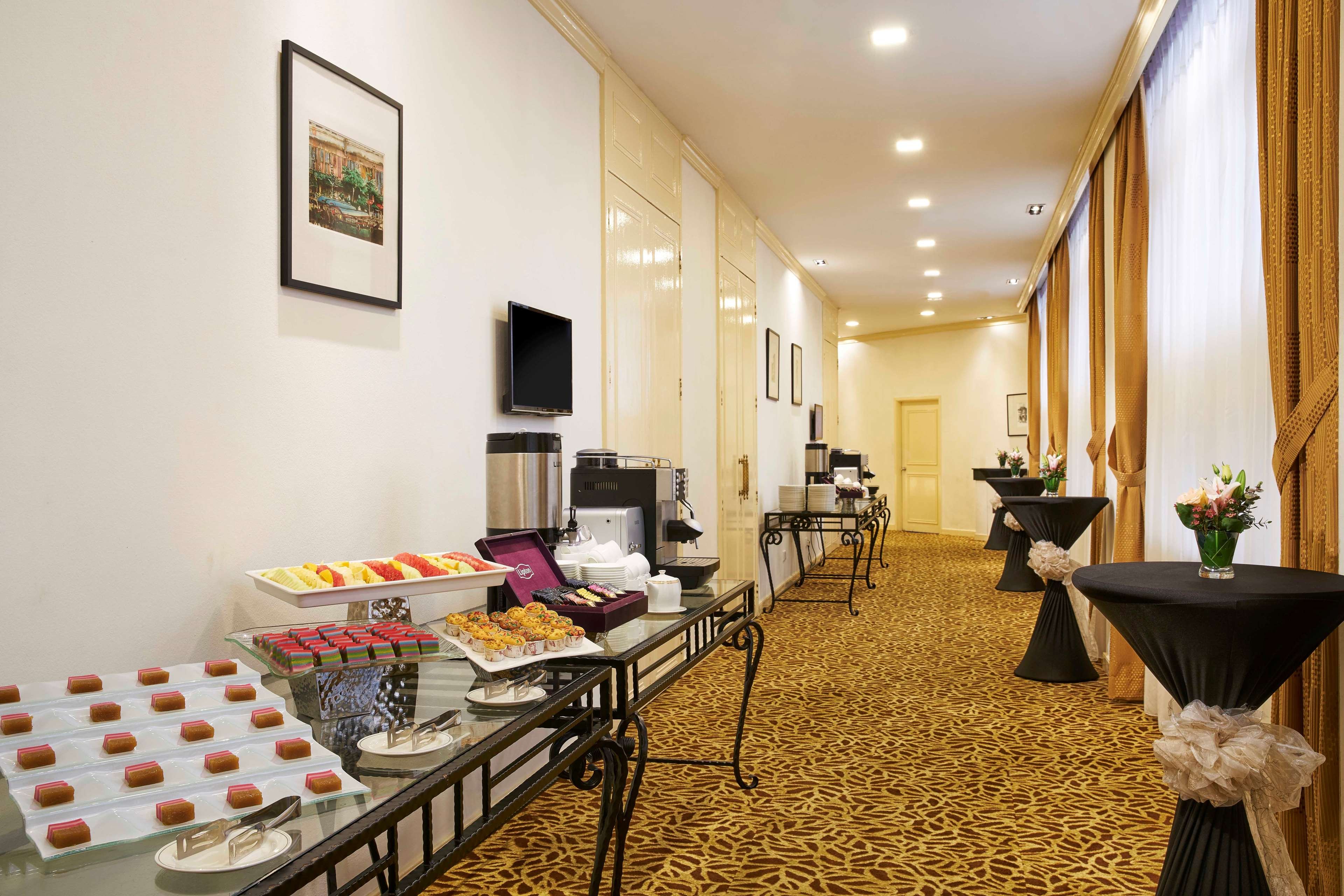 Village Hotel Bugis 18/32