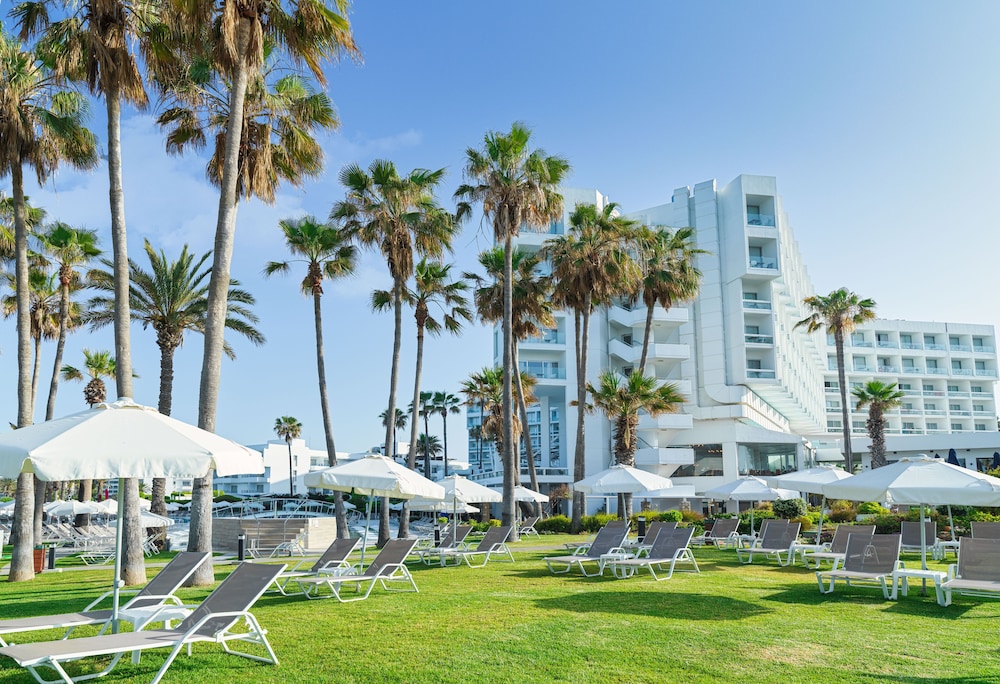 Leonardo Plaza Cypria Maris Beach Hotel And Spa - Adults Only 59/63