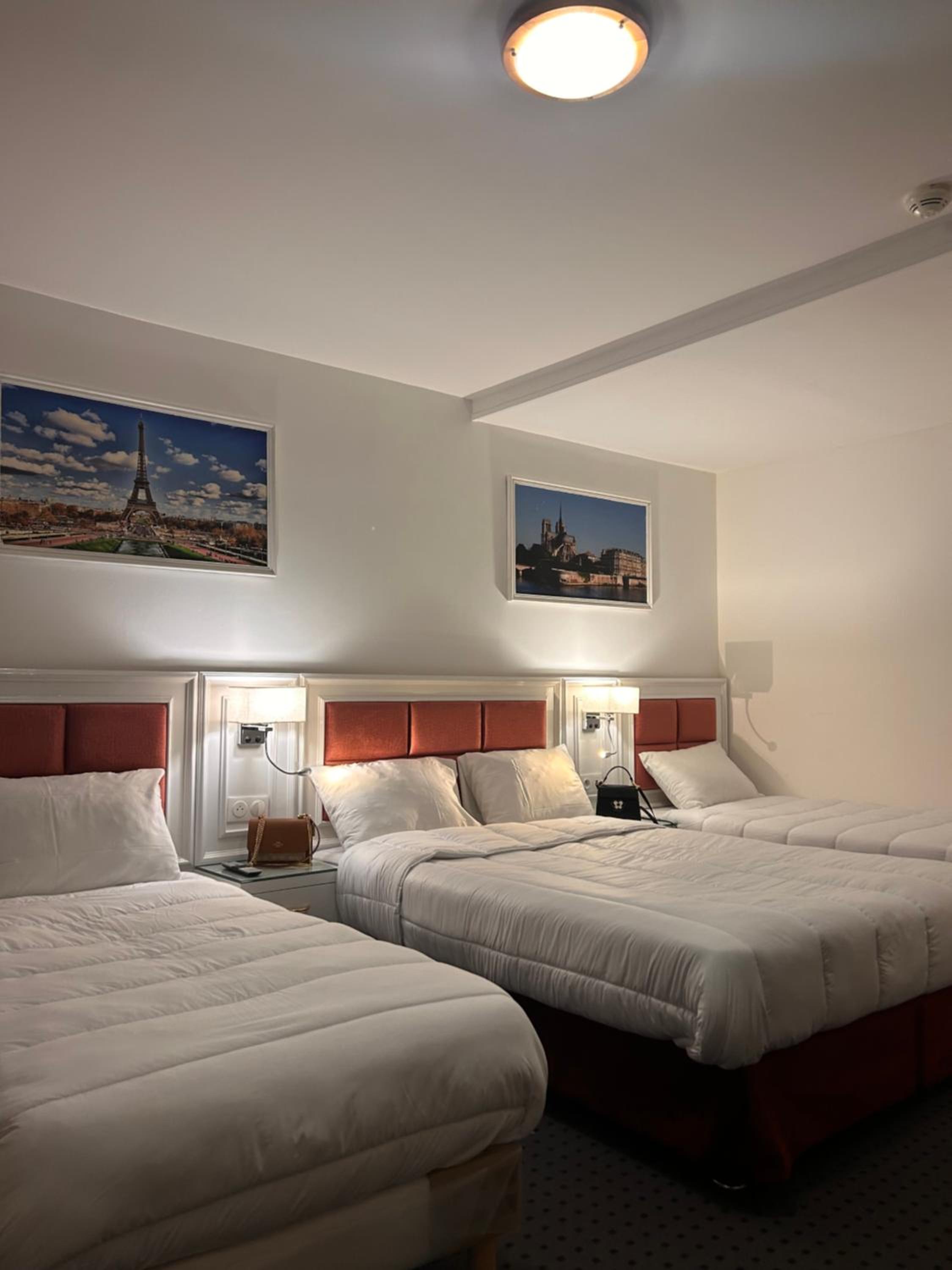 Hotel Grand Paris 6/40