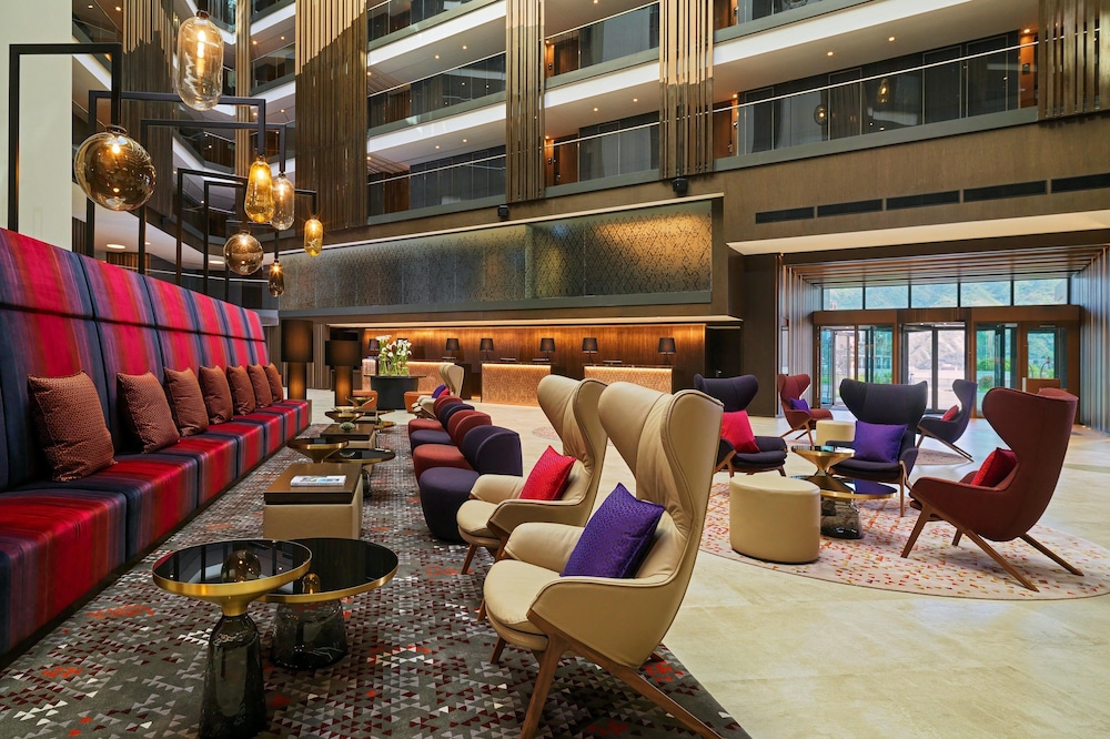 Sheraton Grand Tbilisi Metechi Palace 72/88