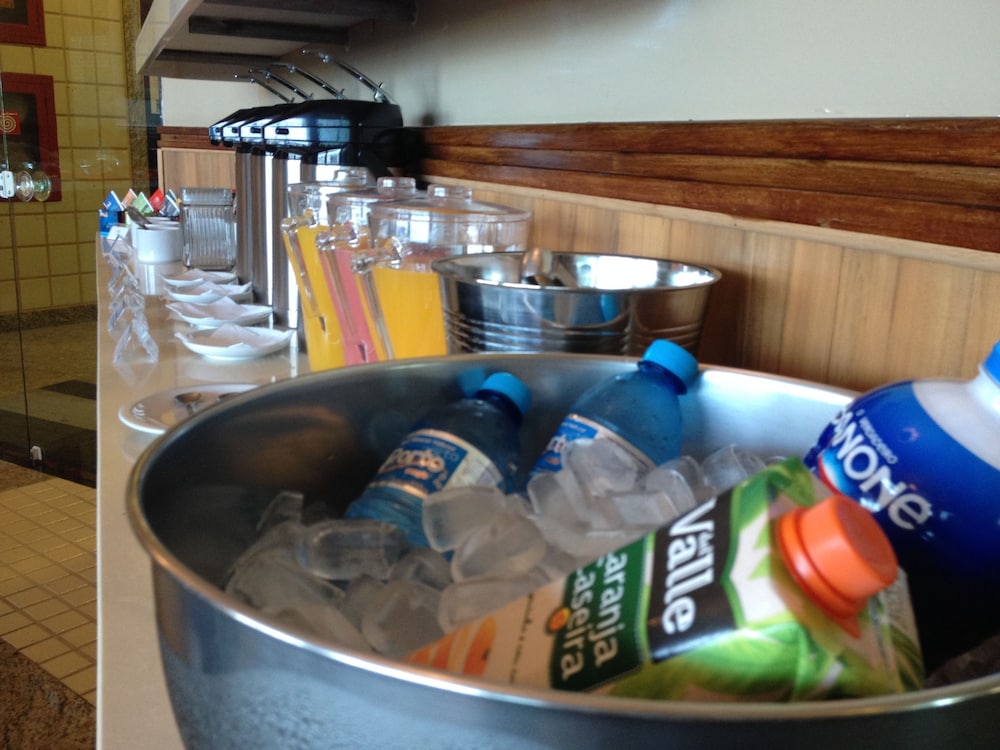 KS Beach Hotel 30/56