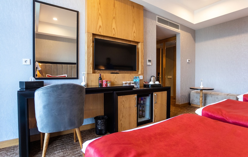 Premium Hotel Ganja 45/50