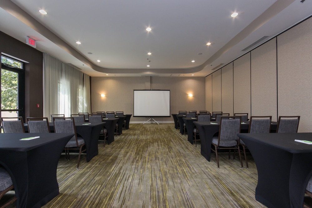 Courtyard Marriott Charlotte Concord 31/37