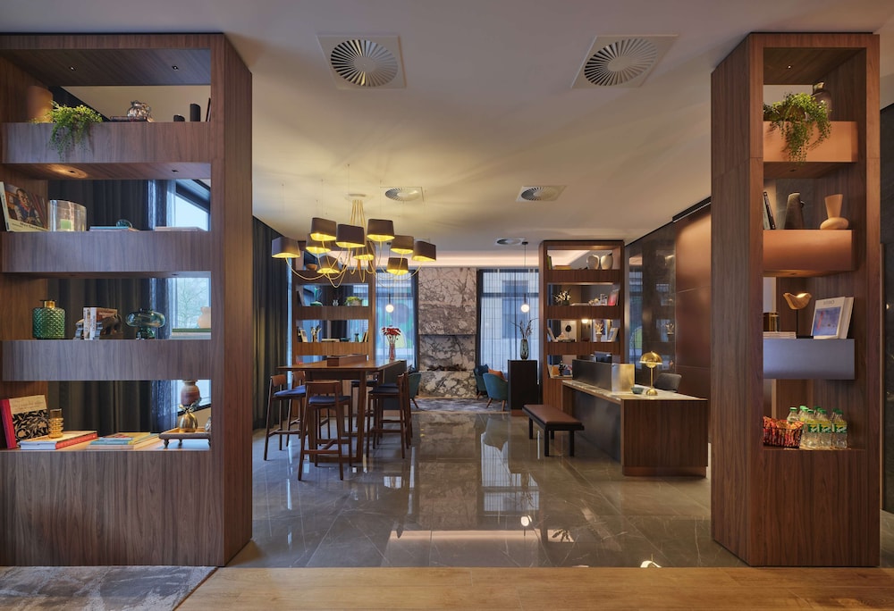 Adina Apartment Hotel Wiesbaden 58/69