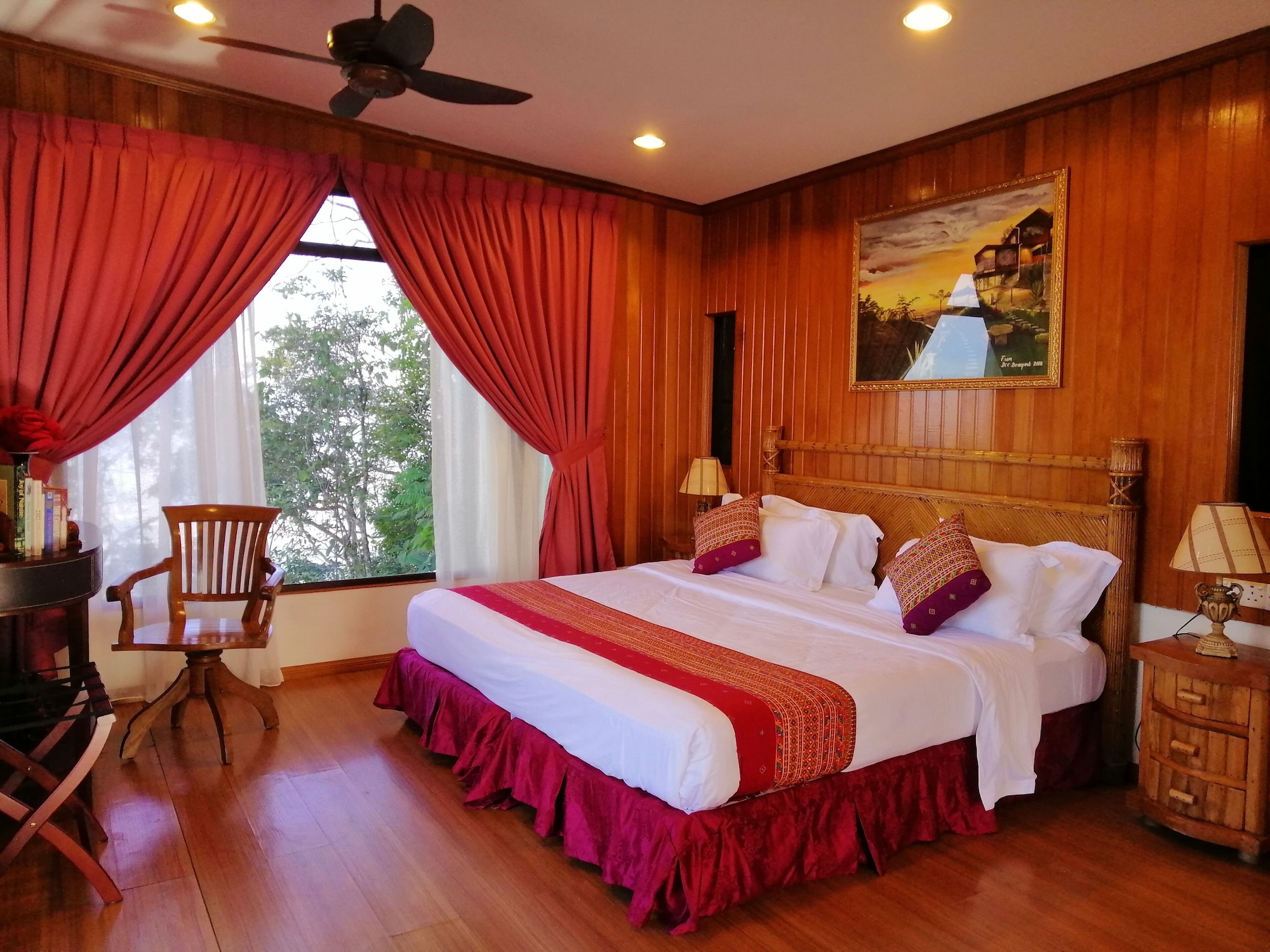 HONEYMOON, DOUBLE BED