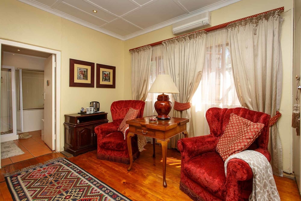 Riverside Lodge 30/50