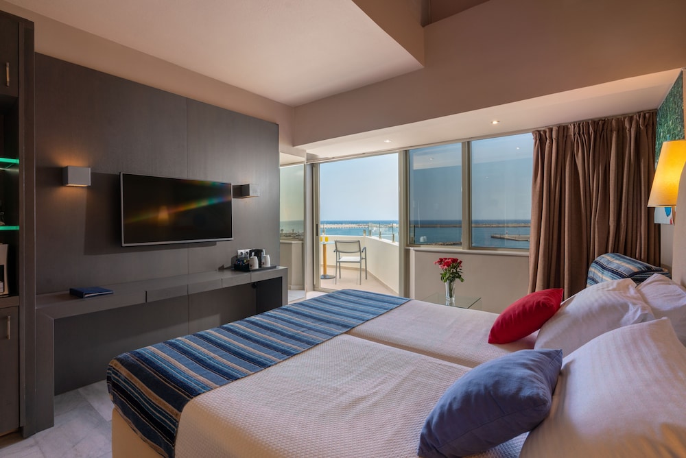 Kyma Suites Beach Hotel 14/50
